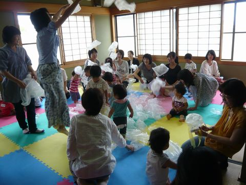 6月2・ビニール袋あそび