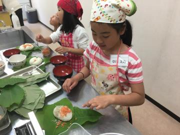 ほがしわ弁当つくり