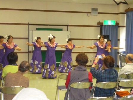 学習発表（フラダンス）