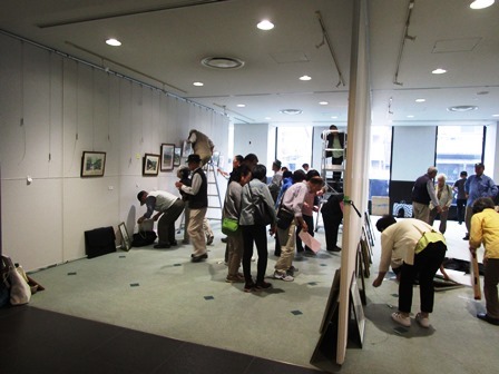ふれあい作品展準備の様子