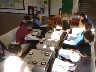 おしゃべり会参加者の様子