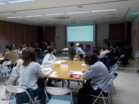 講演中の様子