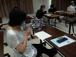 自分が一番好きだと思った短歌を発表しています。