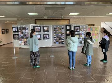 写真展ロビー