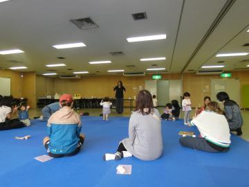 昨年度の「おやこひろば」の様子です。